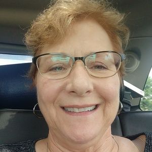 Meet your Posher, Robyn